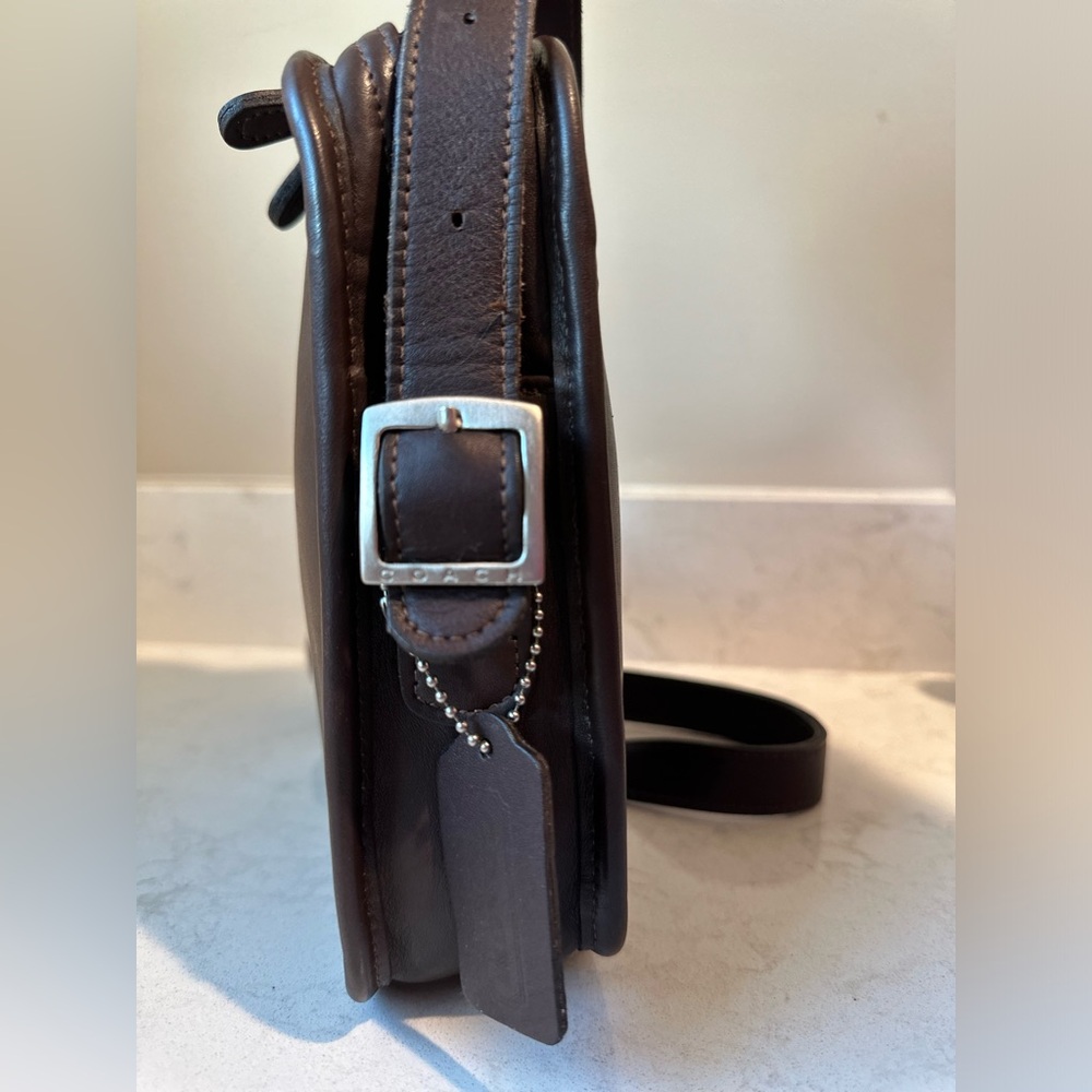 Coach Vintage Limited Edition Camera Zip, Mahogany No. 9817